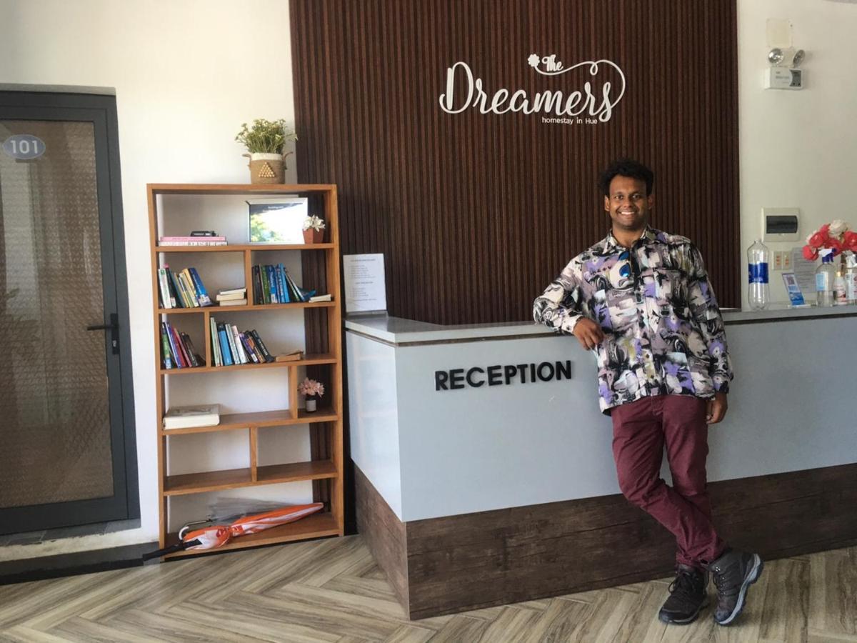 The Dreamers Homestay Хюе Екстер'єр фото